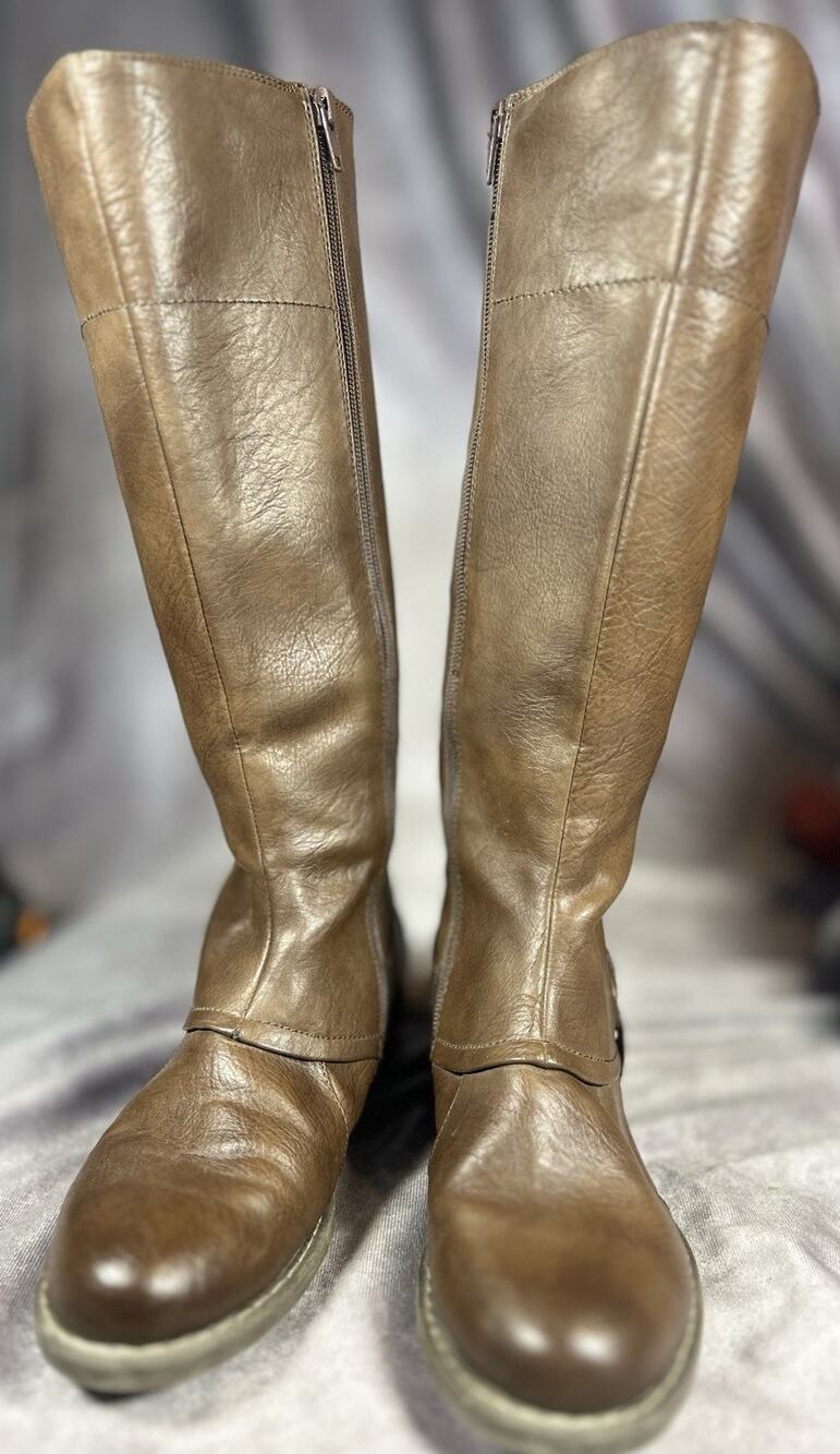 Bearpaw Breslin Women's Size 8 Brown Knee High Riding Boots Side Zip Comfort